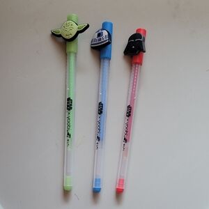 Star Wars Yoda, R2D2, Darth Vader Green, Blue, and Red Character Pens Set Of 3